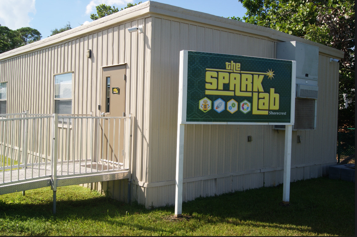 The new Spark Lab, used predominantly for Lower School STEAM intiatives, has taken the place of the old Wonder Studio on campus.